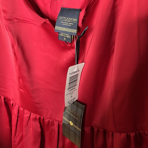 OUTLANDER x TORRID NWT Red Party Dress Plus Size 16 Vneck Swing - Picture 7 of 9